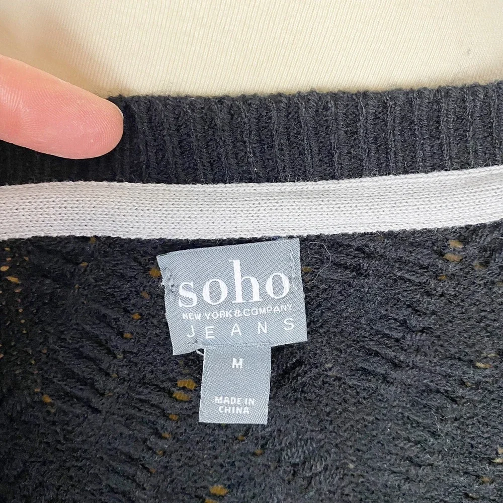 Soho Jeans NY&Co Chevron Pointelle Side Pocket‎ Sweater Womens Medium Black